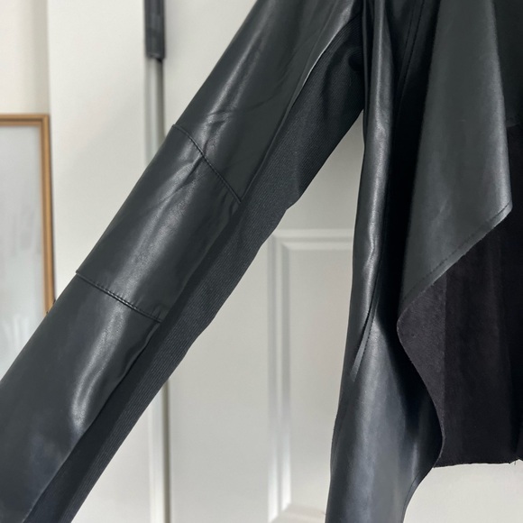 Women's Black Leather Open Front Jacket - Picture 4 of 5